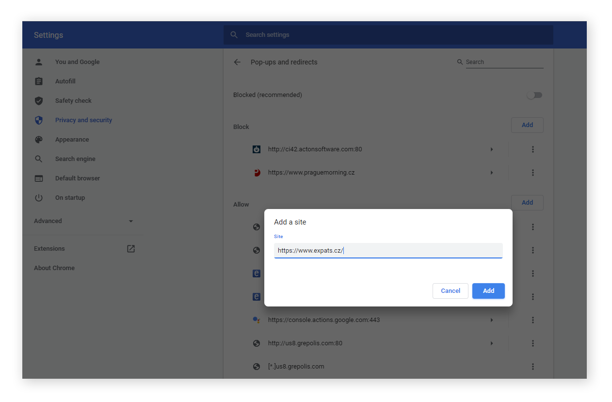 Dans les options « Pop-ups et redirections » de Chrome, l’utilisateur a cliqué sur « Ajouter » à côté de l’option « Autoriser ». Il est invité à « Ajouter un site » et a saisi une URL.